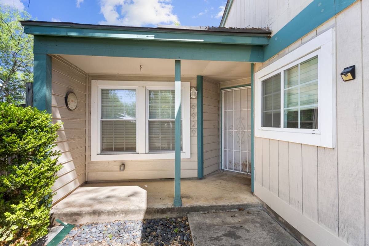 House for rent at 9929 Village Briar, San Antonio, TX 78250