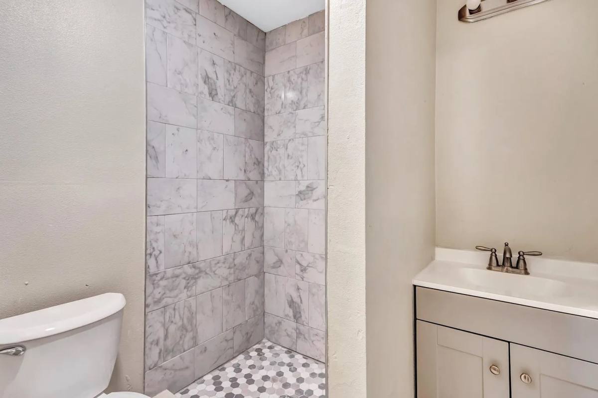 Apartment for rent at 2351 Longhorn St, Dallas, TX 75228