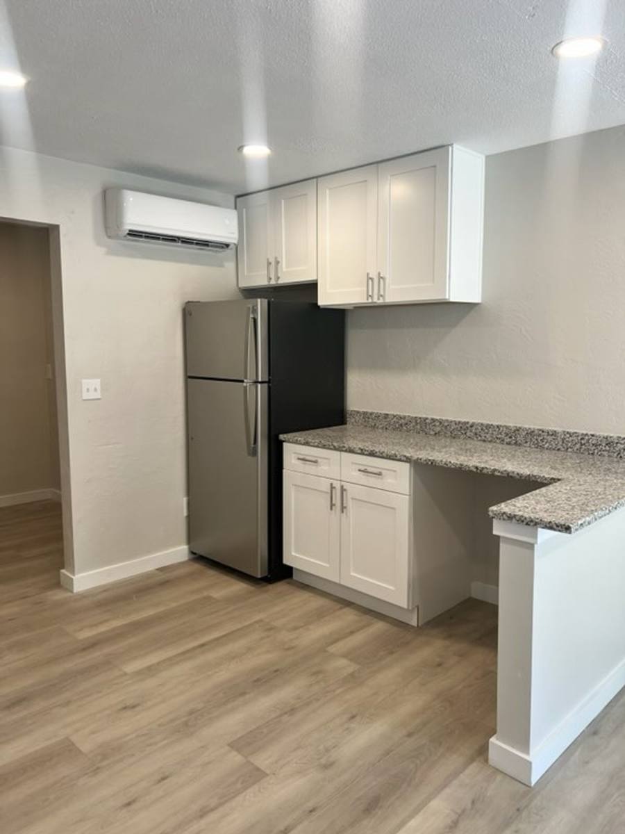 Apartment for rent at 211 SW 8th St, Ocala, FL 34471