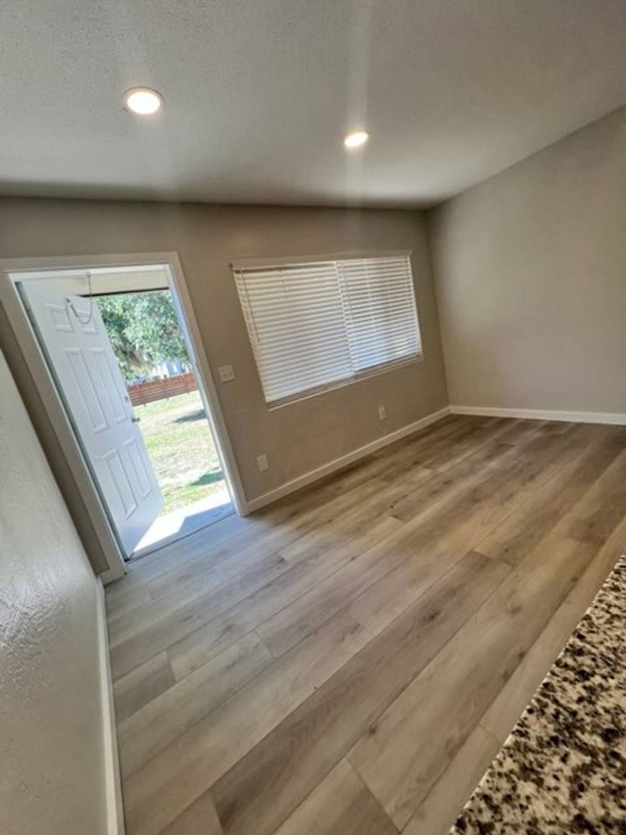Apartment for rent at 211 SW 8th St, Ocala, FL 34471