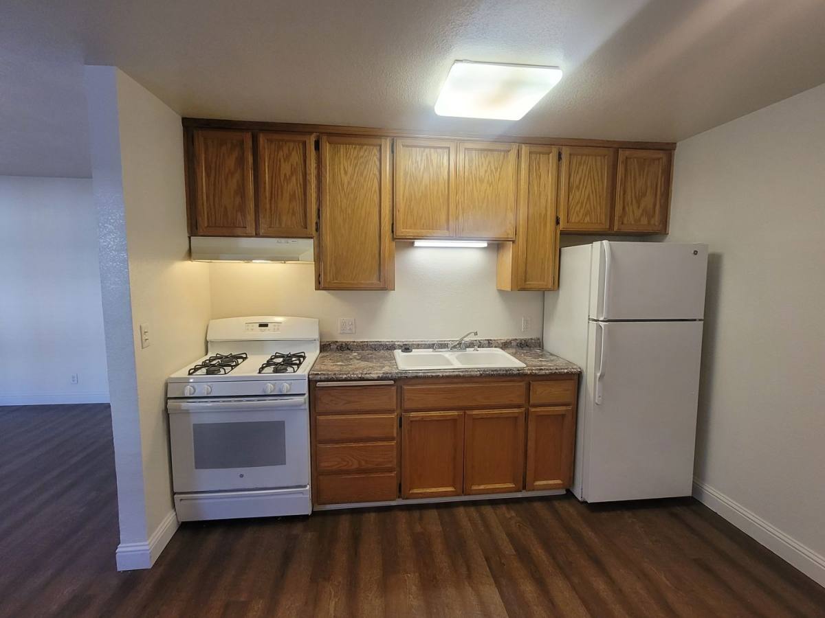 Apartment for rent at 1356 E San Ramon Court, Fresno, CA 93710