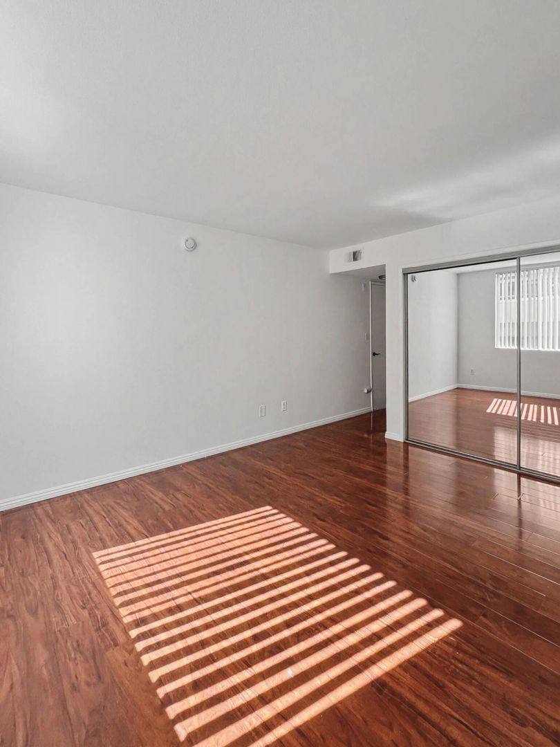Apartment for rent at 1327 S Westgate Ave, Los Angeles, CA 90025