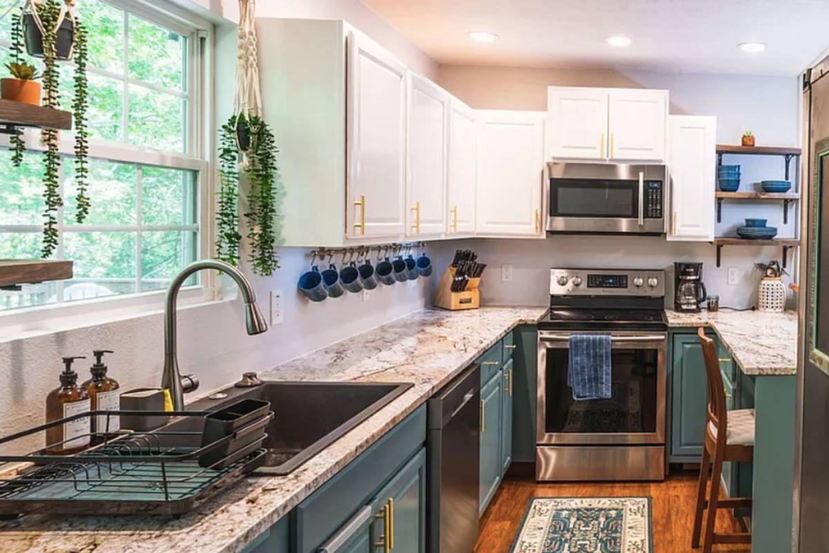 House for rent at 205 Star Ridge Rd, Canton, NC 28716