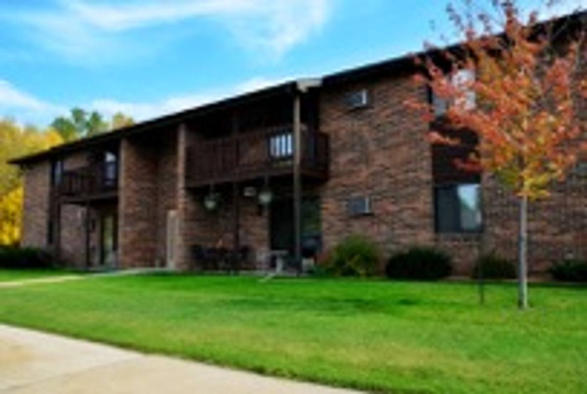 Apartment for rent at 1667 Lenwood Ave, Green Bay, WI 54303