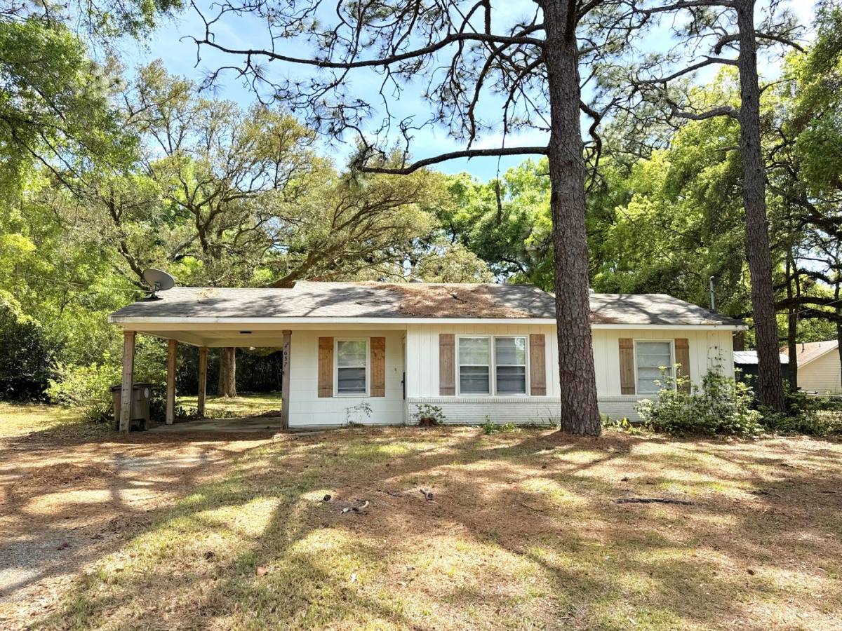 House for rent at 4657 Barbara Mitchell Dr, Mobile, AL 36608