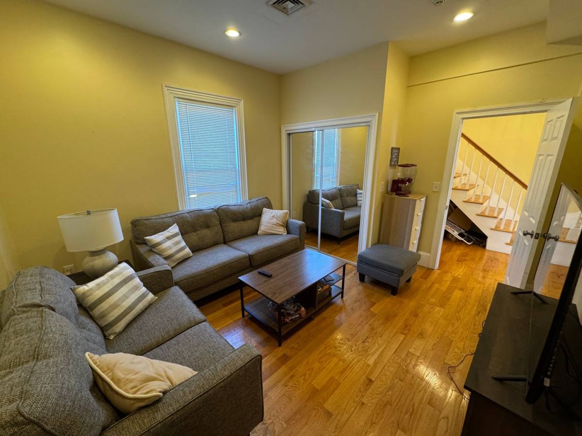 House for rent at 208 Holland St #A, Somerville, MA 02144