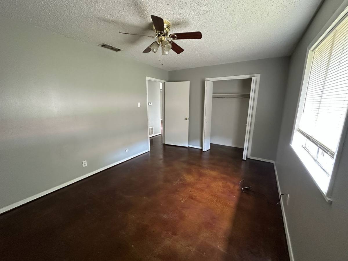 Townhouse for rent at 210 Memory Lane, Whitehouse, TX 75791