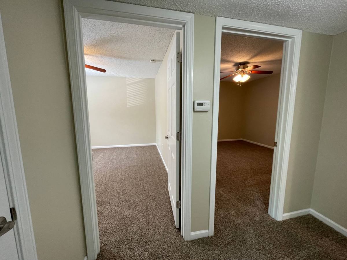 Apartment for rent at 5708 Outlook, Mission, KS 66202