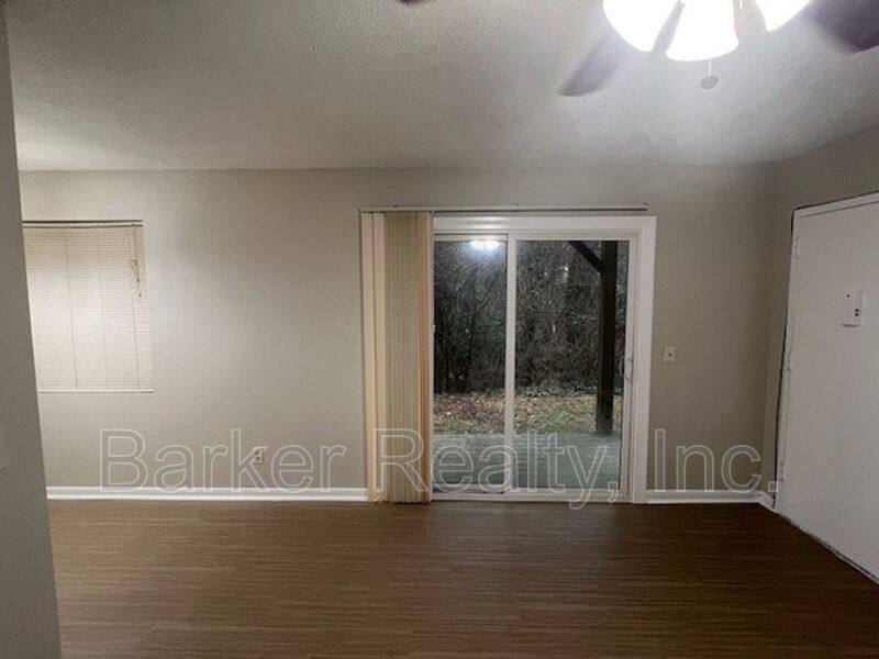 Apartment for rent at 205 E Ransom St #1B, Fuquay Varina, NC 27526