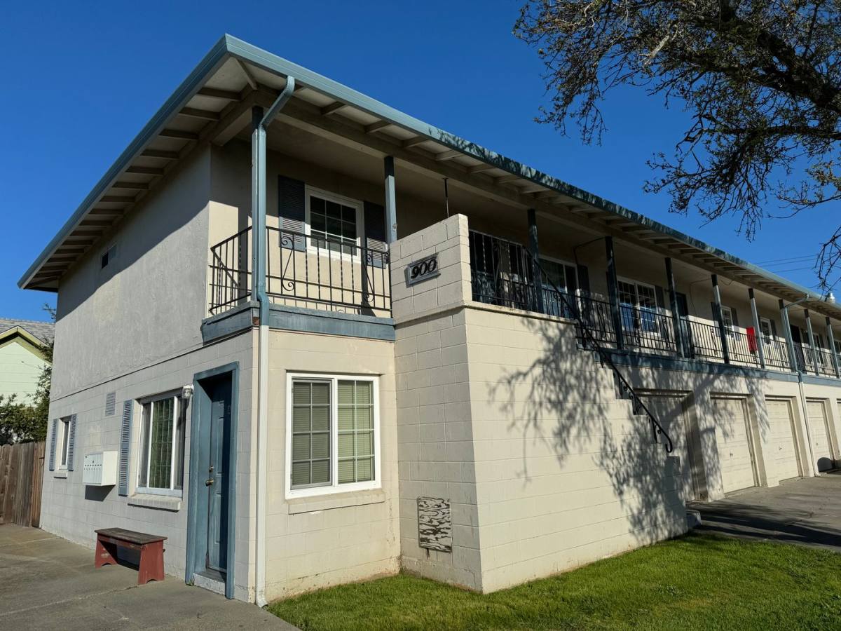 House for rent at 900 Ohio St, Fairfield, CA 94533