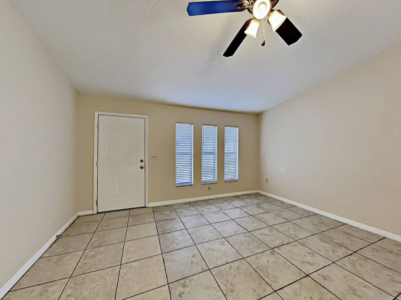 Apartment for rent at 32827 Blossom Lane, Leesburg, FL 34788