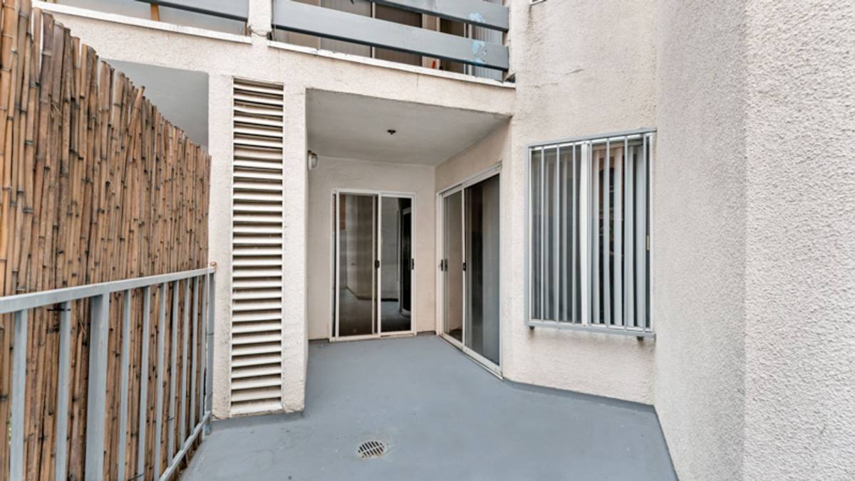 Apartment for rent at 350 S Reno St, Los Angeles, CA 90057