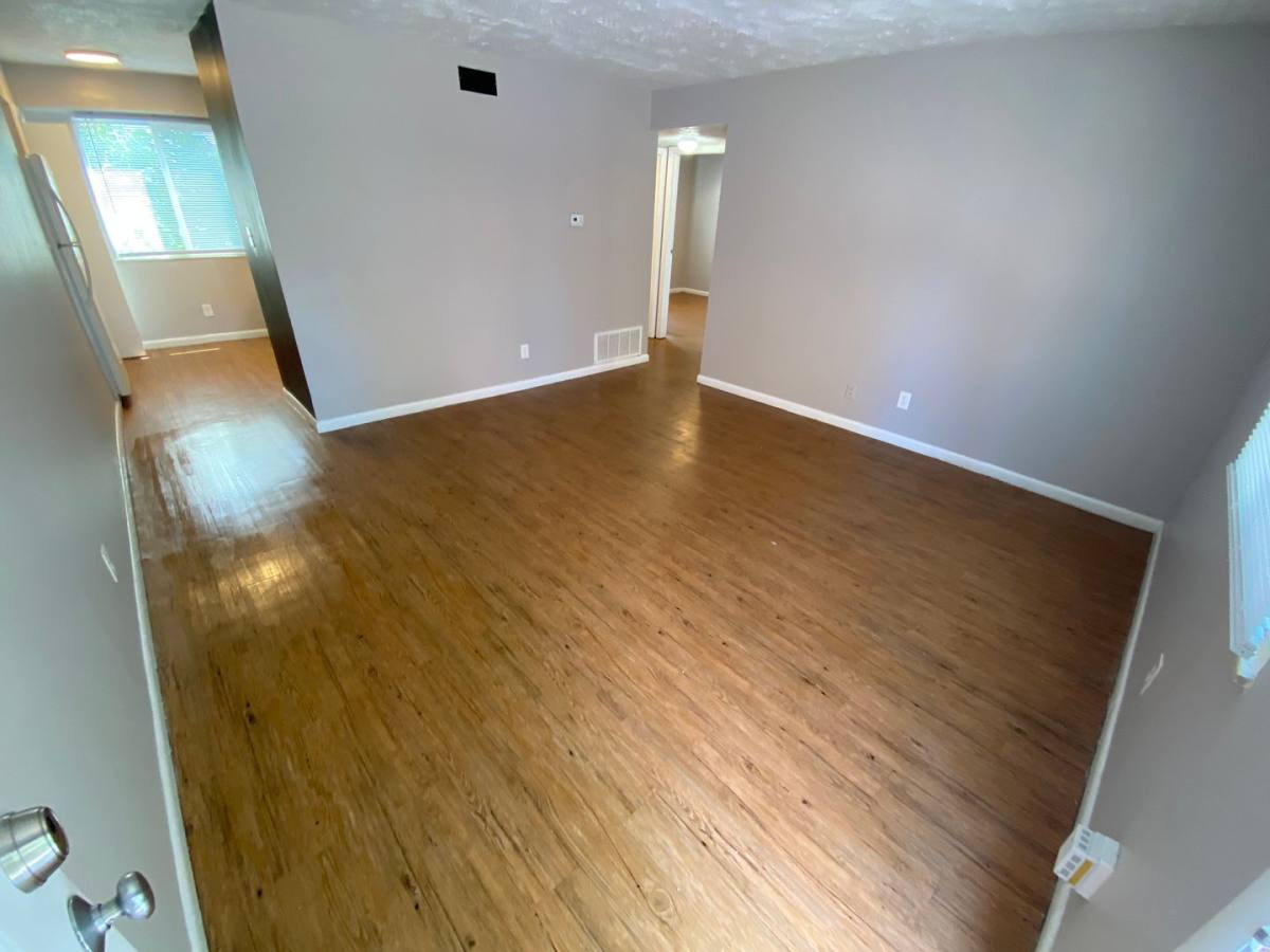 Apartment for rent at 451 Alden Ave, Columbus, OH 43201