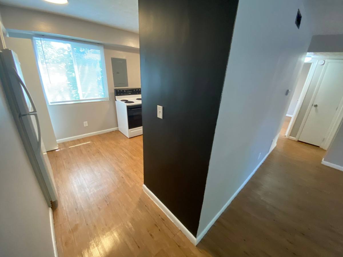 Apartment for rent at 451 Alden Ave, Columbus, OH 43201