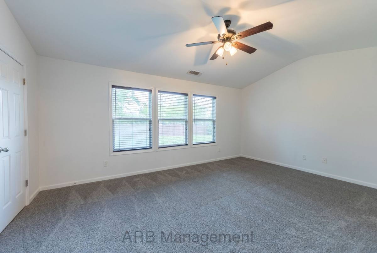 Townhouse for rent at 4922 Sherwood Way, Cumming, GA 30040