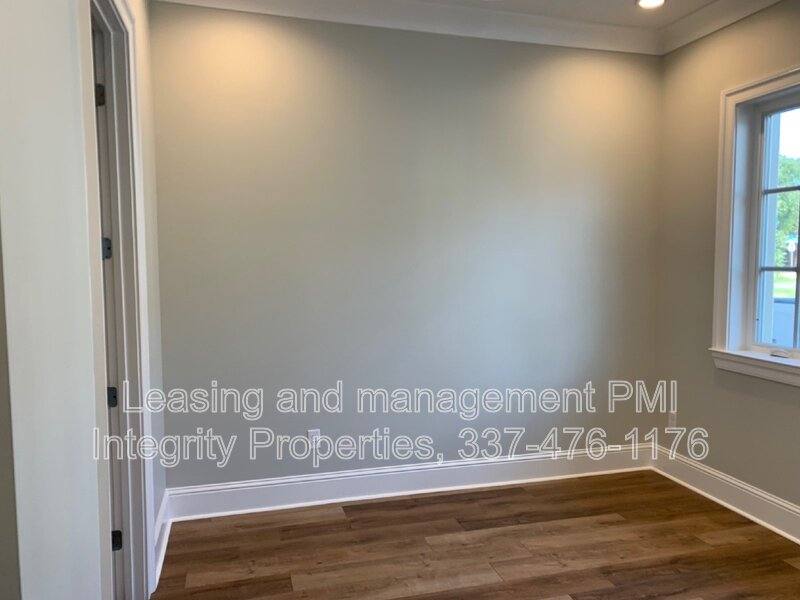104 Shirekeep Lane, Lafayette, LA 70508 - Townhouse for Rent - Image 2
