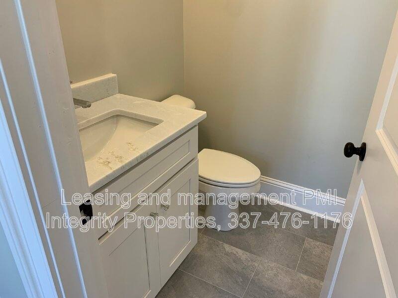 104 Shirekeep Lane, Lafayette, LA 70508 - Townhouse for Rent - Image 4