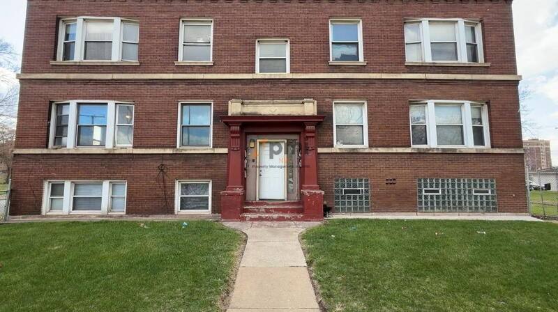 Apartment for rent at 672 Connecticut St #1S, Gary, IN 46402