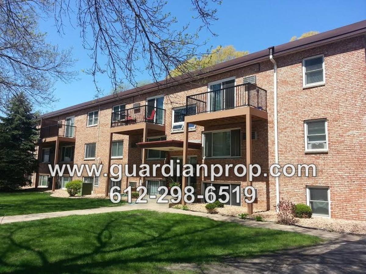Apartment for rent at 2008 4th St S, South Saint Paul, MN 55075