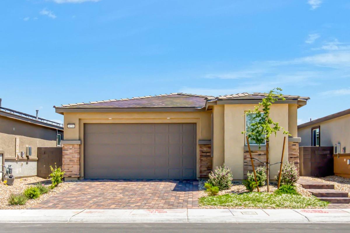 House for rent at 9770 Redwood Cascade St, Las Vegas, NV 89143