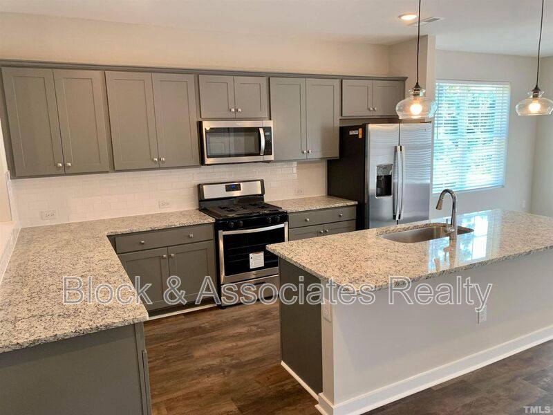 Townhouse for rent at 801 S Franklin St, Wake Forest, NC 27587