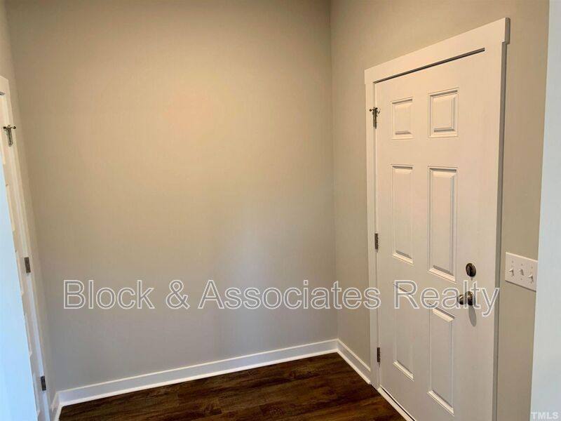 Townhouse for rent at 801 S Franklin St, Wake Forest, NC 27587