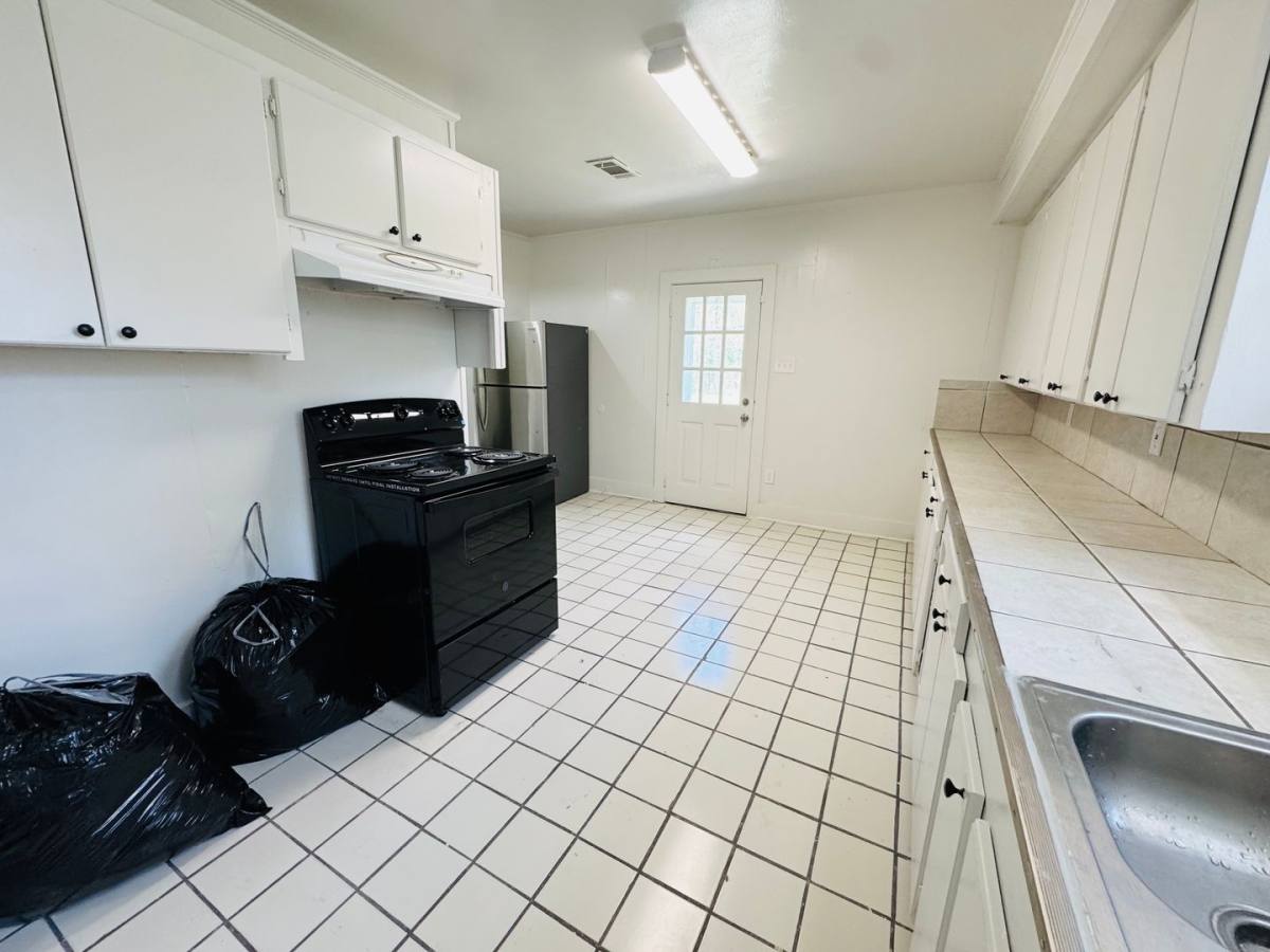 House for rent at 2127 N 71st Ave, Baton Rouge, LA 70807