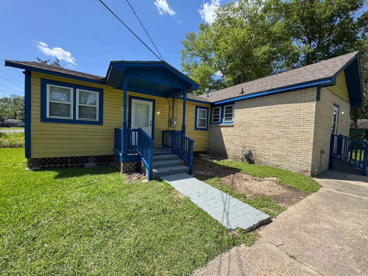 House for rent at 2127 N 71st Ave, Baton Rouge, LA 70807