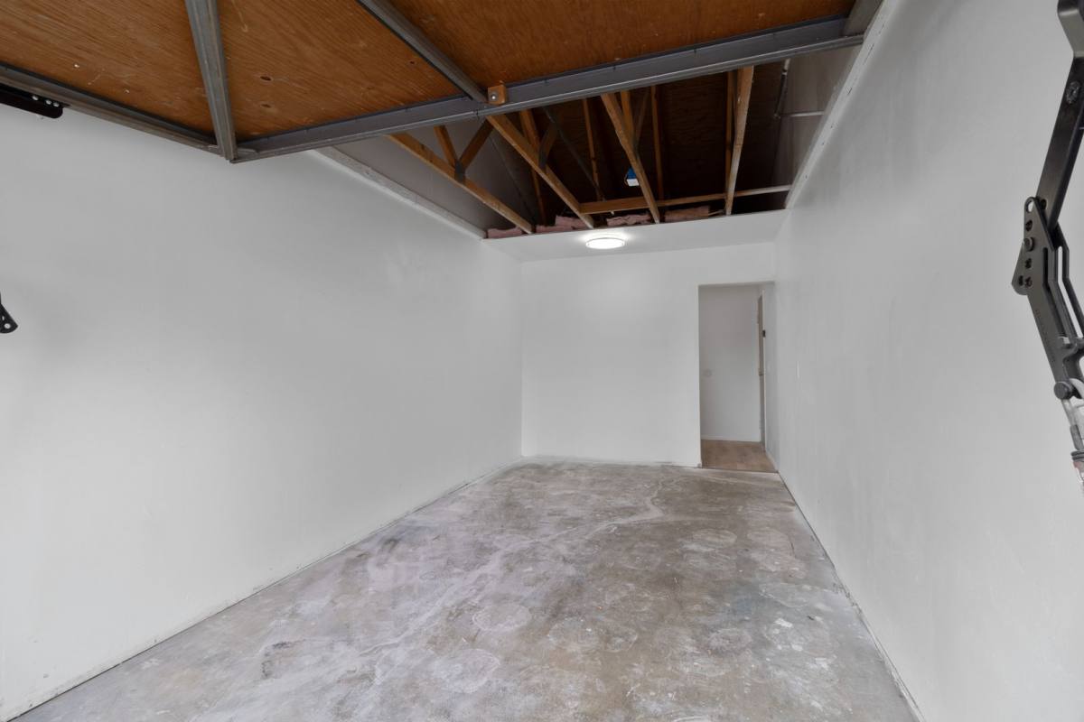 Apartment for rent at 13116 Mohawk Rd, Apple Valley, CA 92308