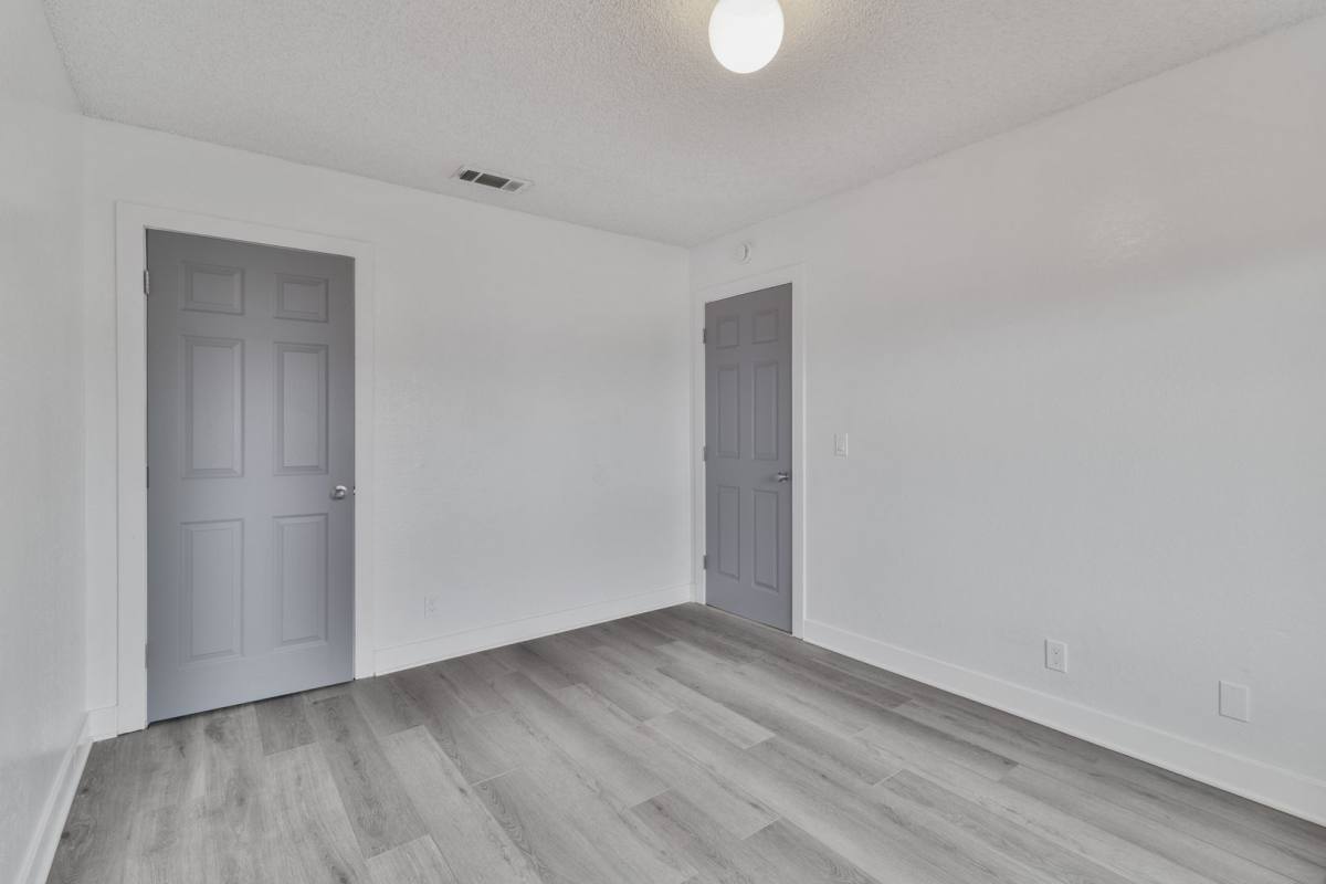 Apartment for rent at 13116 Mohawk Rd, Apple Valley, CA 92308