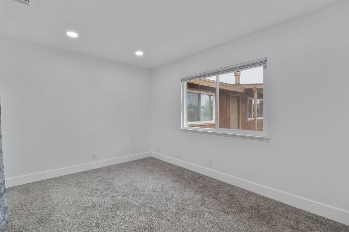 Apartment for rent at 13116 Mohawk Rd, Apple Valley, CA 92308