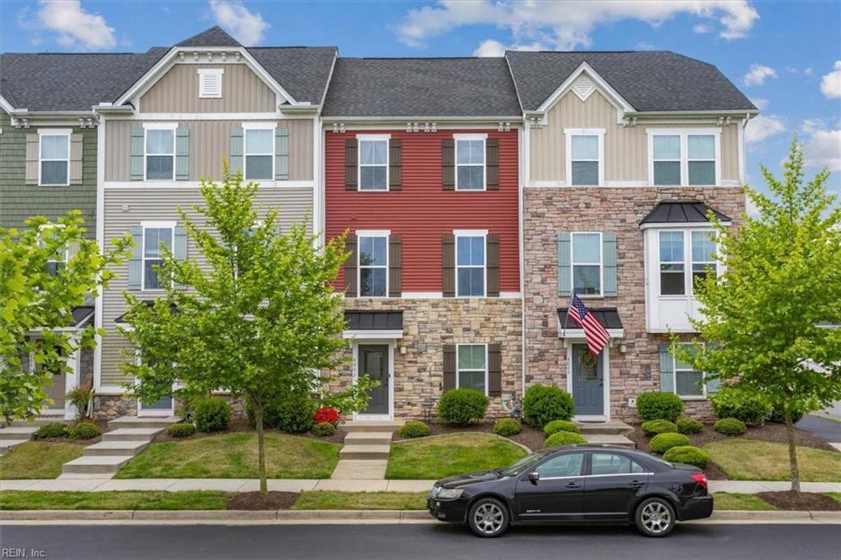4002 Luminary Dr, Williamsburg, VA 23188