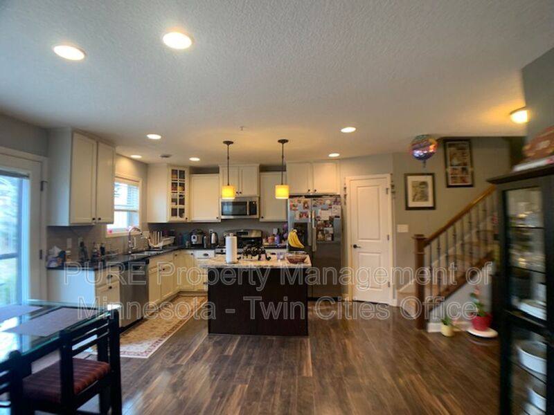 Townhouse for rent at 3467 Chestnut Lane, Saint Paul, MN 55123