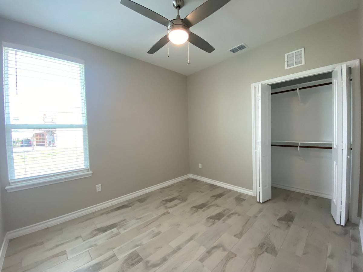 Apartment for rent at 13966 Fortuna Bay Dr, Corpus Christi, TX 78418