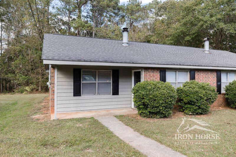 House for rent at 1172 White Oak Dr, Athens, GA 30606