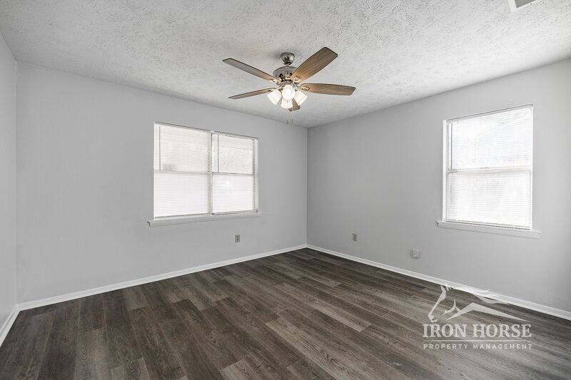House for rent at 1172 White Oak Dr, Athens, GA 30606