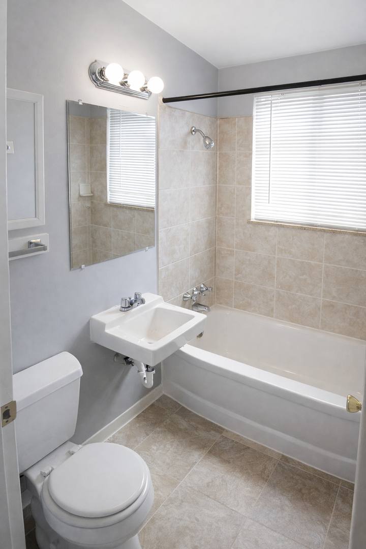 Apartment for rent at 258 W Powers Ave, Littleton, CO 80120