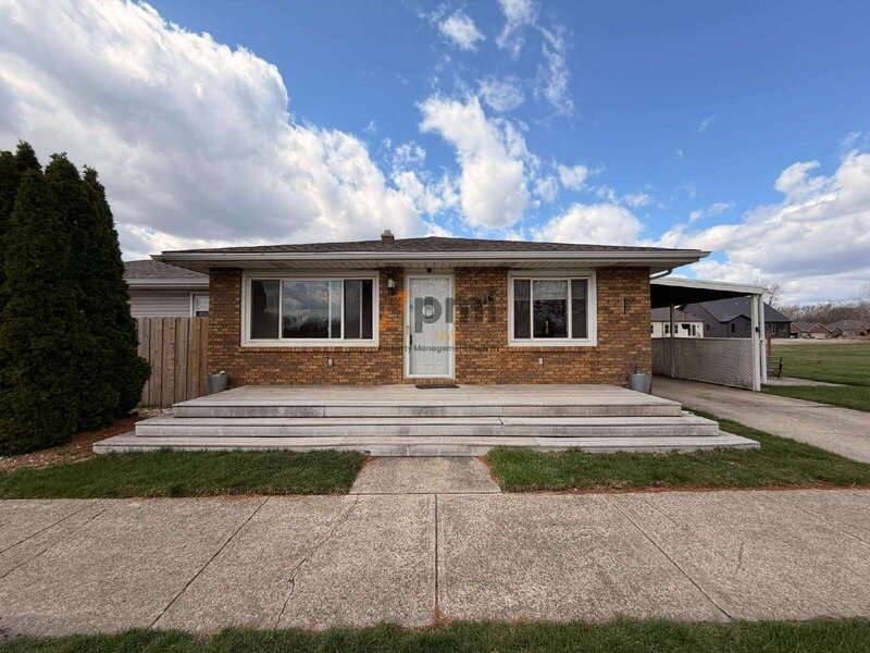 House for rent at 9546 Gordon Dr, Highland, IN 46322