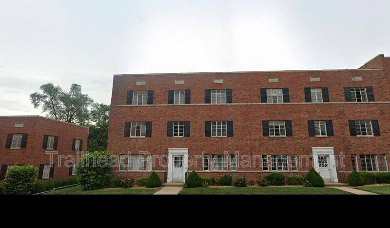 Apartment for rent at 316 E Gregory #3W, Kansas City, MO 64114