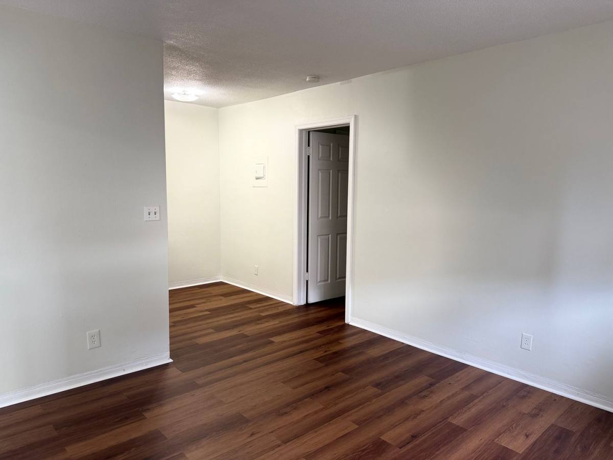Apartment for rent at 317 N 61st Terrace, Hollywood, FL 33024