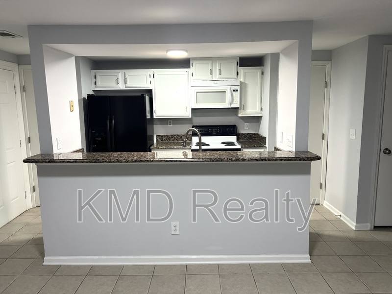 Condo for rent at 1624 Arlyn Circle #H, Charlotte, NC 28213