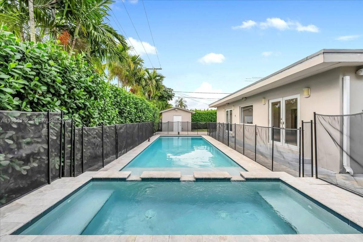 House for rent at 10330 SW 51st St, Miami, FL 33165