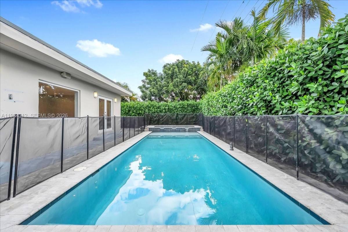 House for rent at 10330 SW 51st St, Miami, FL 33165