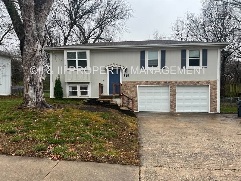 House for rent at 815 E Johnston St, Olathe, KS 66061