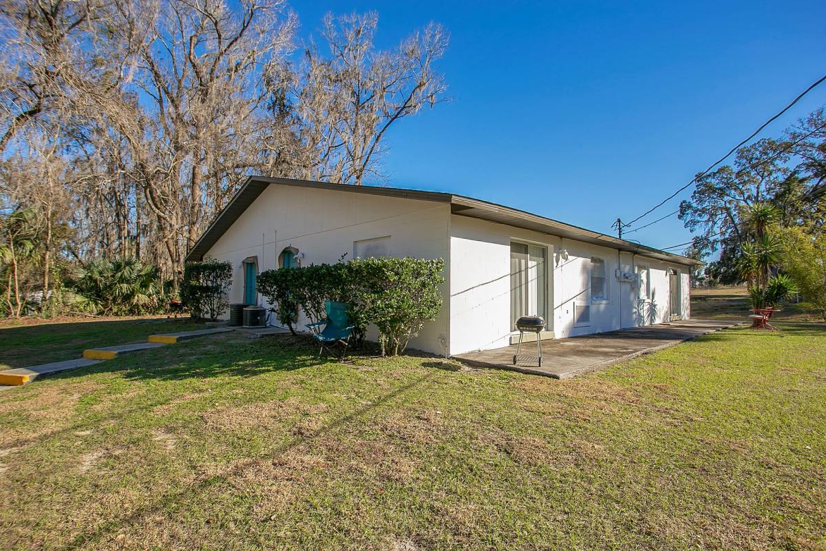 Apartment for rent at 580 SW 23rd Place, Ocala, FL 34471