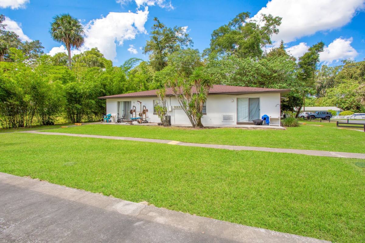 Apartment for rent at 580 SW 23rd Place, Ocala, FL 34471