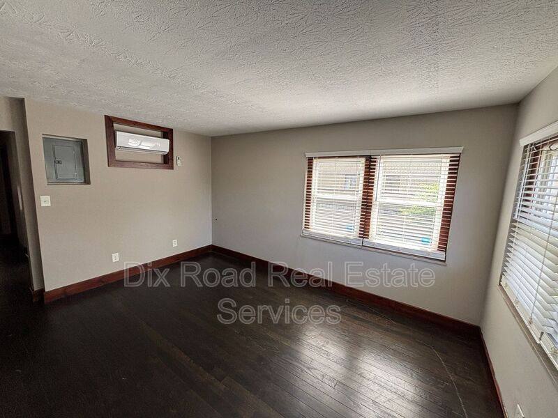 House for rent at 24 E St S #B, Hamilton, OH 45013