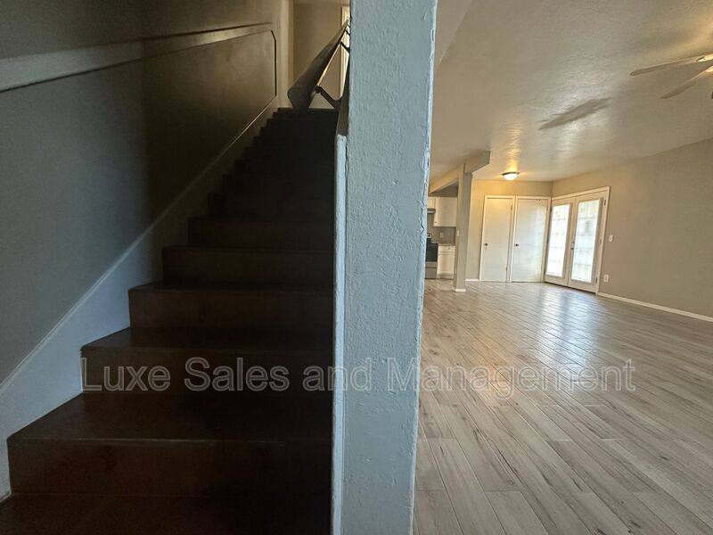 Apartment for rent at 6066 NW Expressway, Oklahoma City, OK 73132