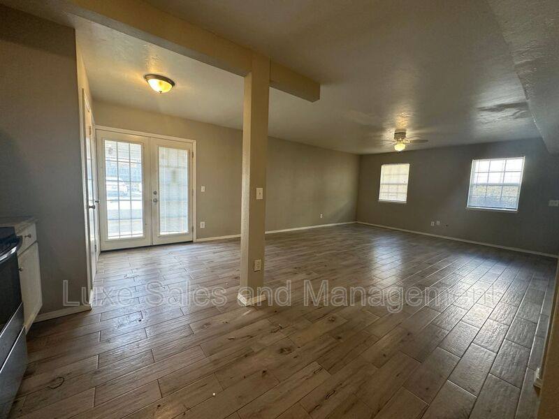 Apartment for rent at 6066 NW Expressway, Oklahoma City, OK 73132