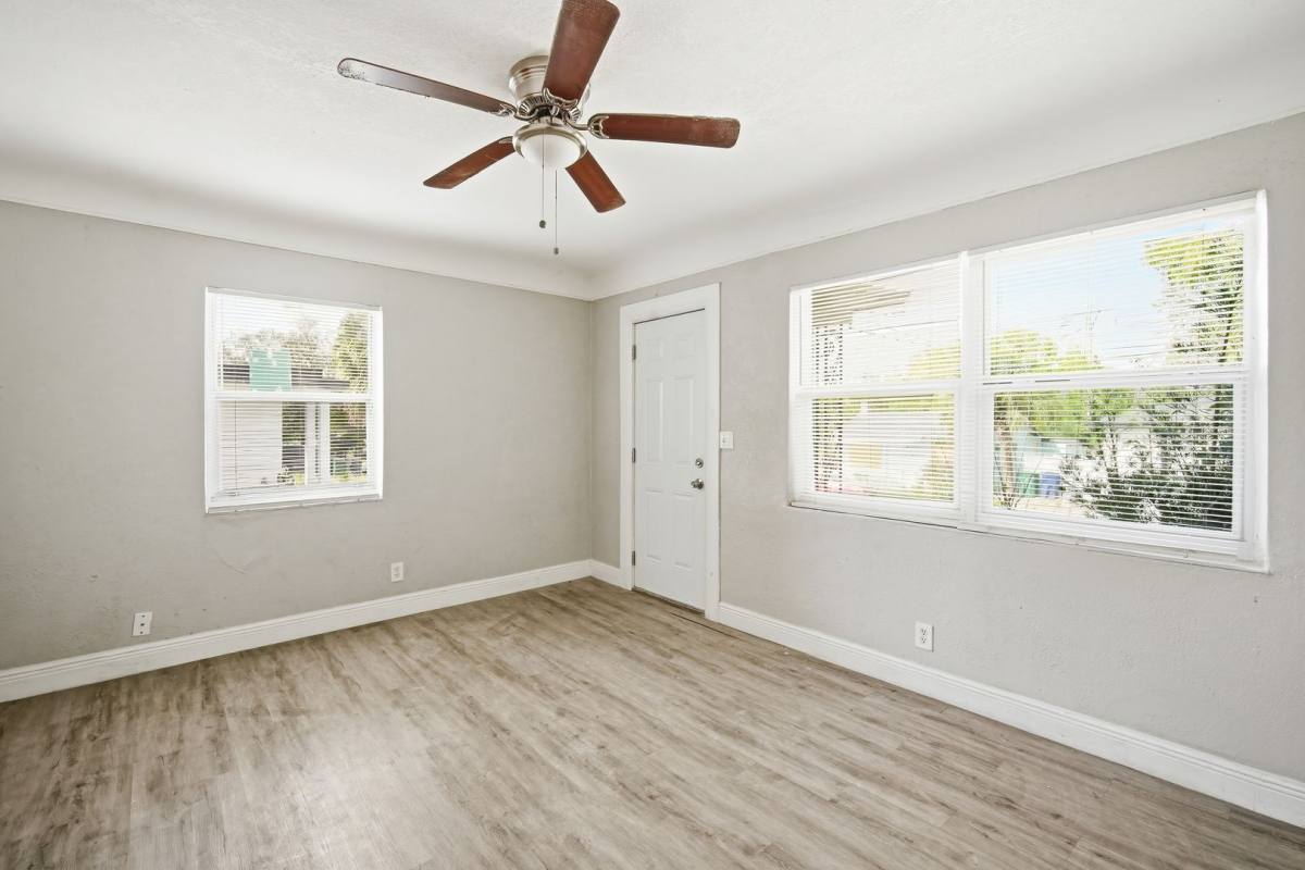 House for rent at 8419 N Semmes St, Tampa, FL 33604